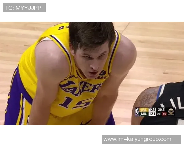 键盘侠热议里夫斯获空白支票湖人新赛季首战胜利喜人